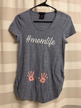 #momlife Short Sleeve Tee in Heather Blue